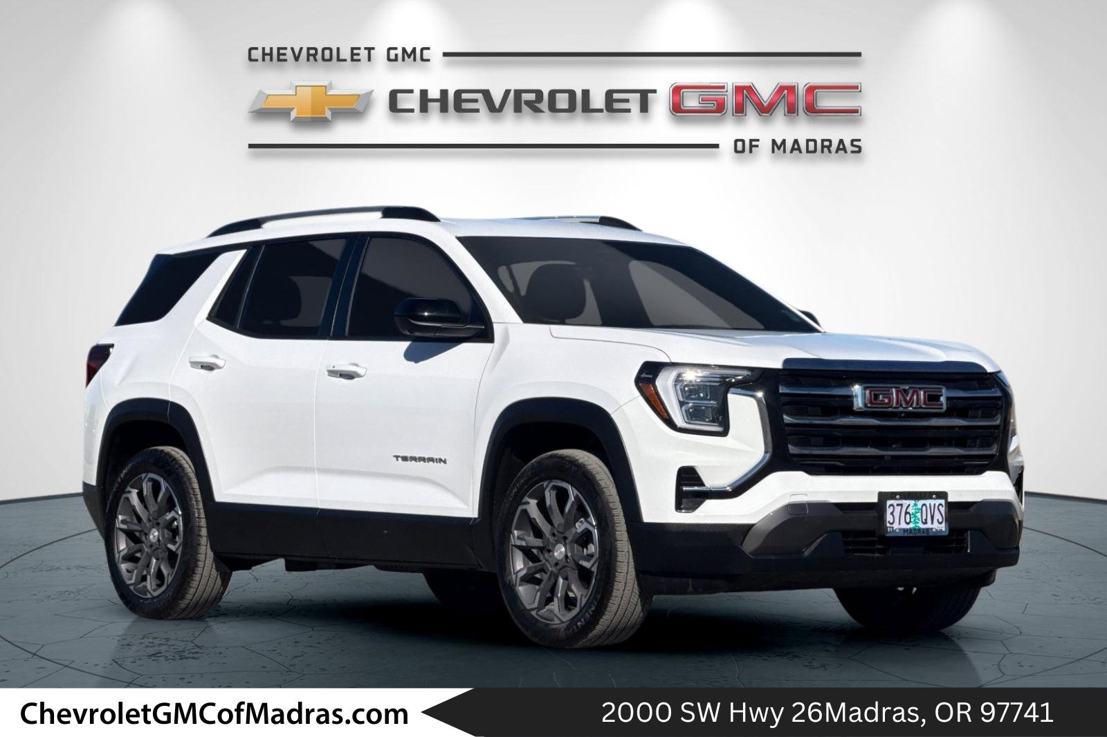 Used 2026 GMC Terrain Elevation w/ Elevation Premium Package AWD/4WD image 1