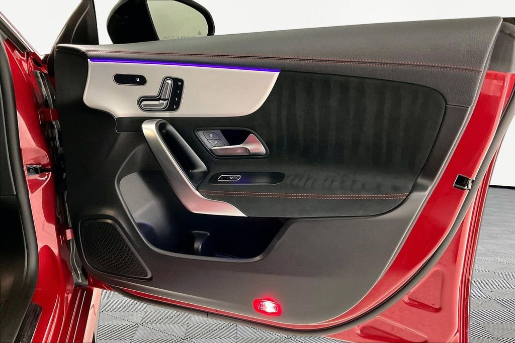 Used 2022 Mercedes-Benz CLA 35 AMG 4MATIC image 22