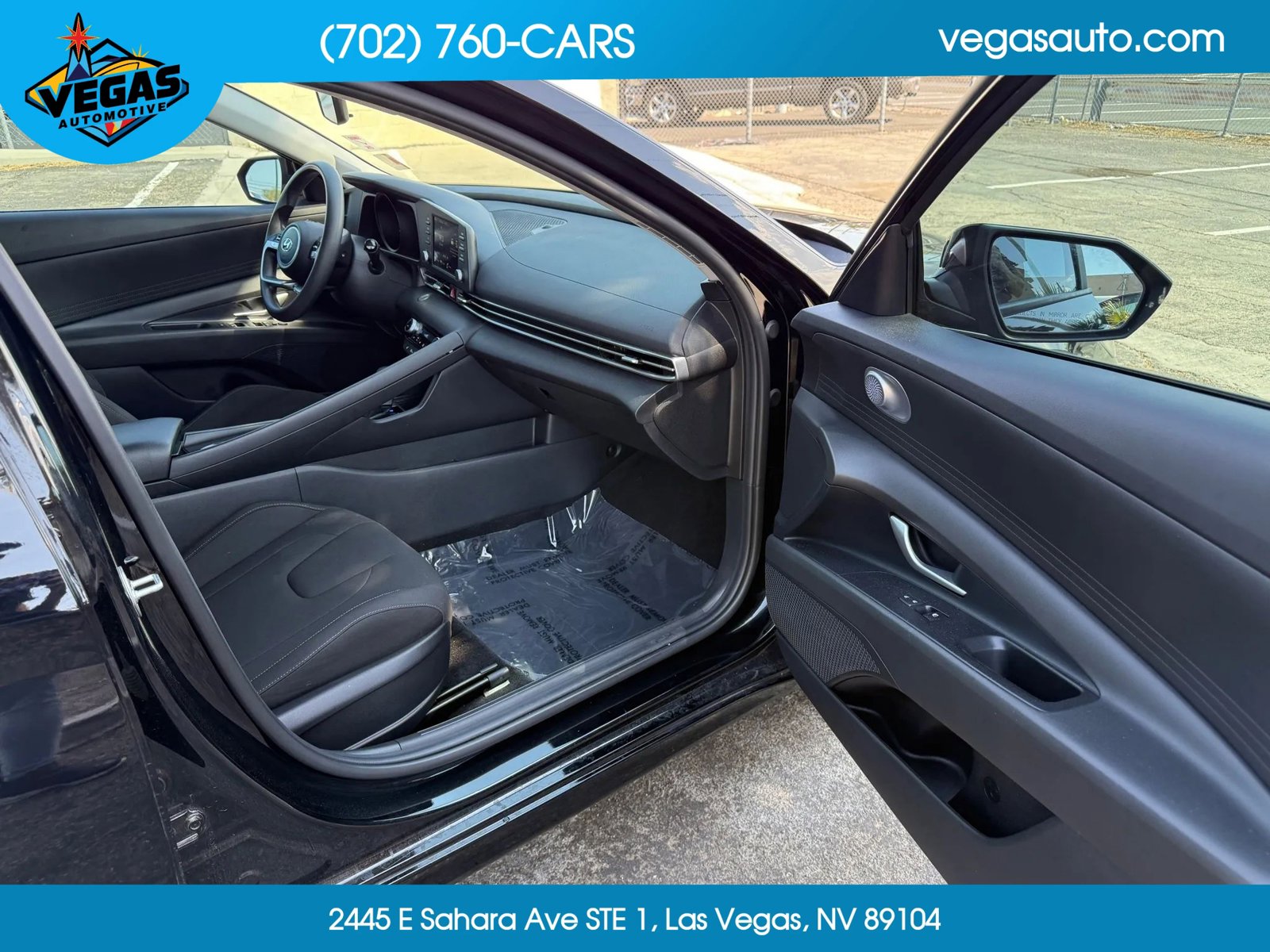 Used 2023 Hyundai Elantra Blue image 25