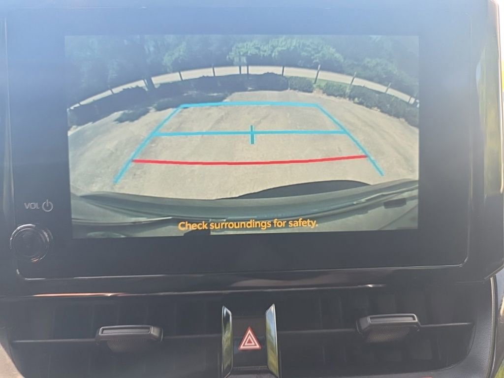 Used 2025 Toyota Corolla LE image 30