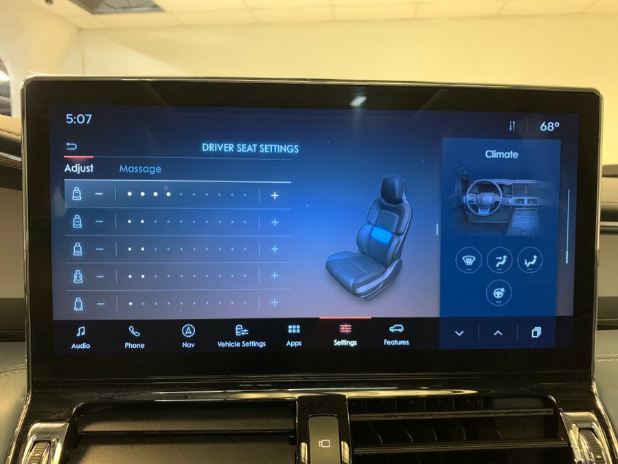 Used 2023 Lincoln Navigator Black Label AWD/4WD image 40