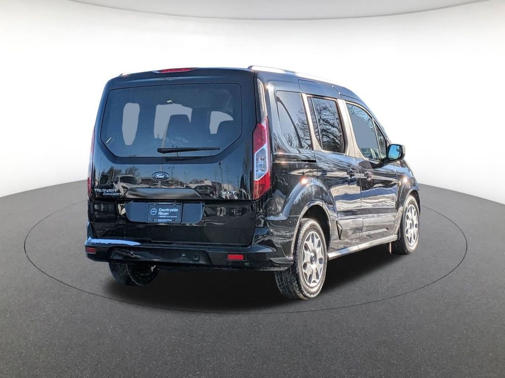 Used 2017 Ford Transit Connect XLT image 4
