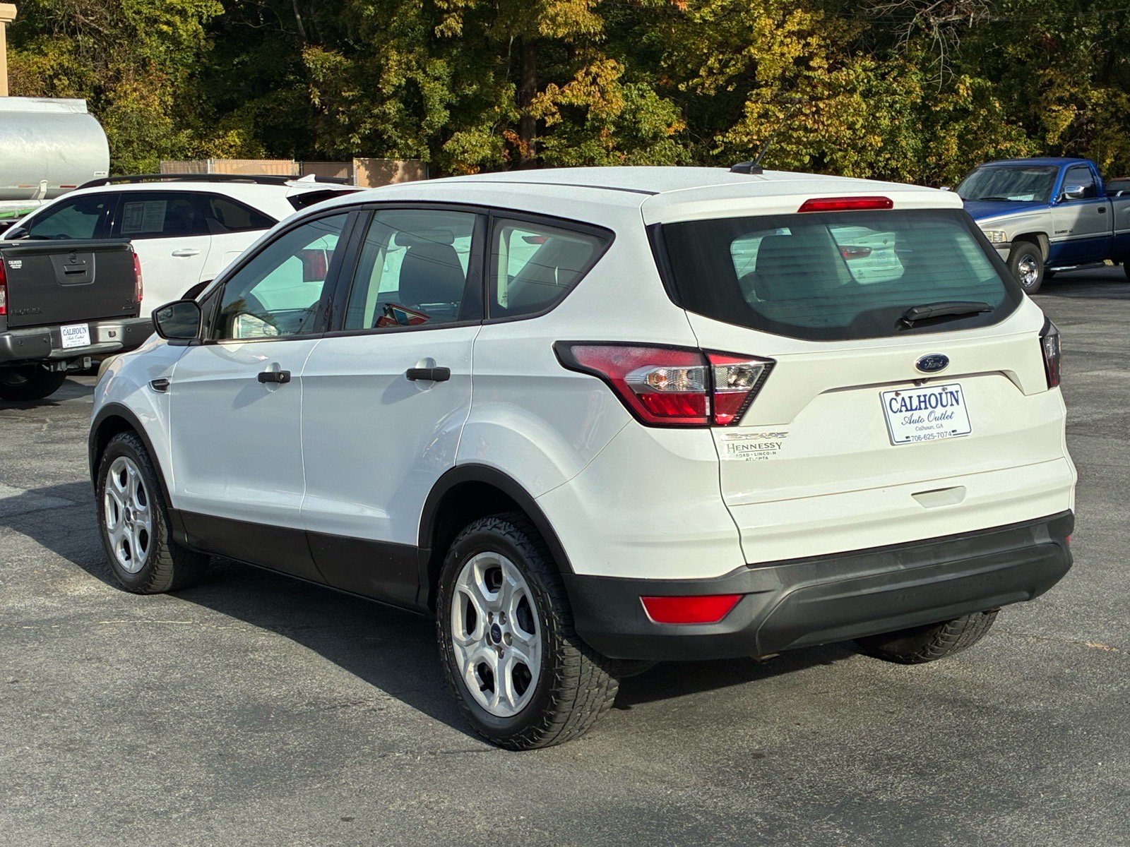 Used 2017 Ford Escape S FWD image 4