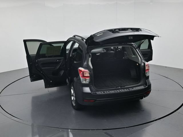 Used 2018 Subaru Forester 2.5i Touring w/ Popular Package #3B AWD/4WD image 46
