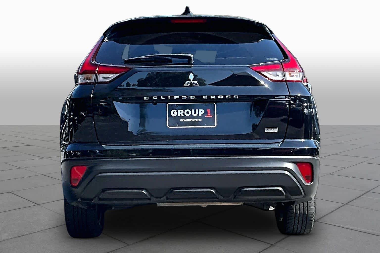 Used 2023 Mitsubishi Eclipse Cross LE AWD/4WD image 5