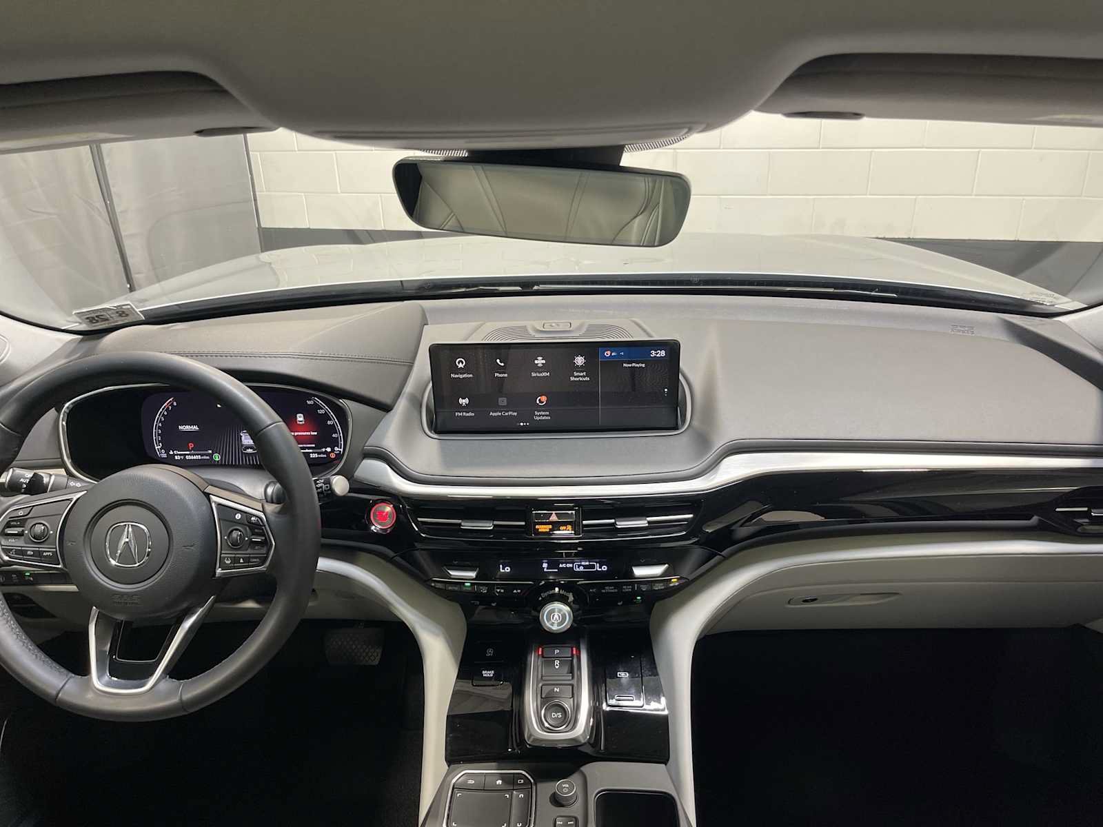 Certified 2024 Acura MDX w/ Technology Package AWD/4WD image 10