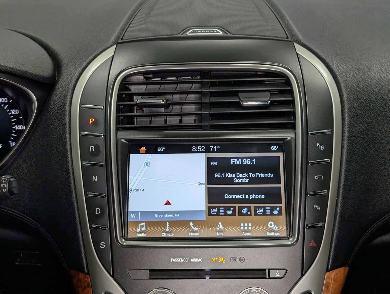 Used 2017 Lincoln MKX Reserve image 19