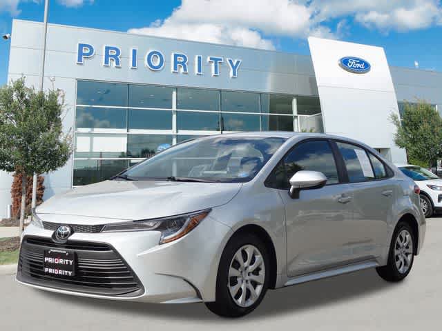 Used 2025 Toyota Corolla LE FWD video 1