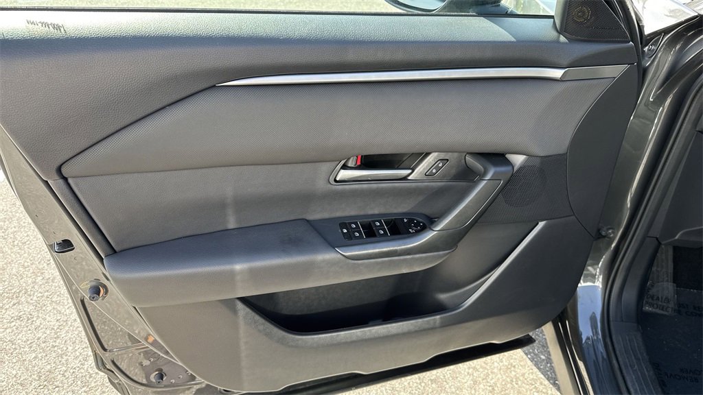 Certified 2023 MAZDA CX-50 AWD 2.5 S w/ Cargo Package image 40