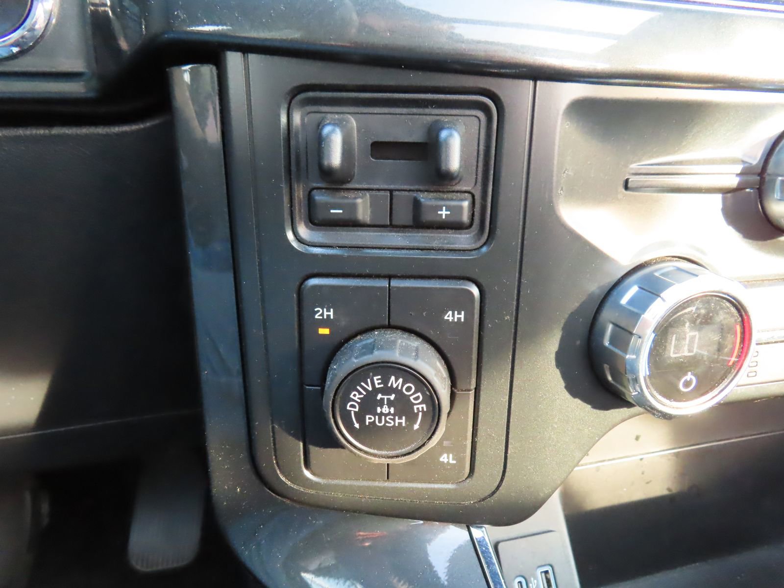 Used 2021 Ford F150 XLT w/ Equipment Group 302A High image 33