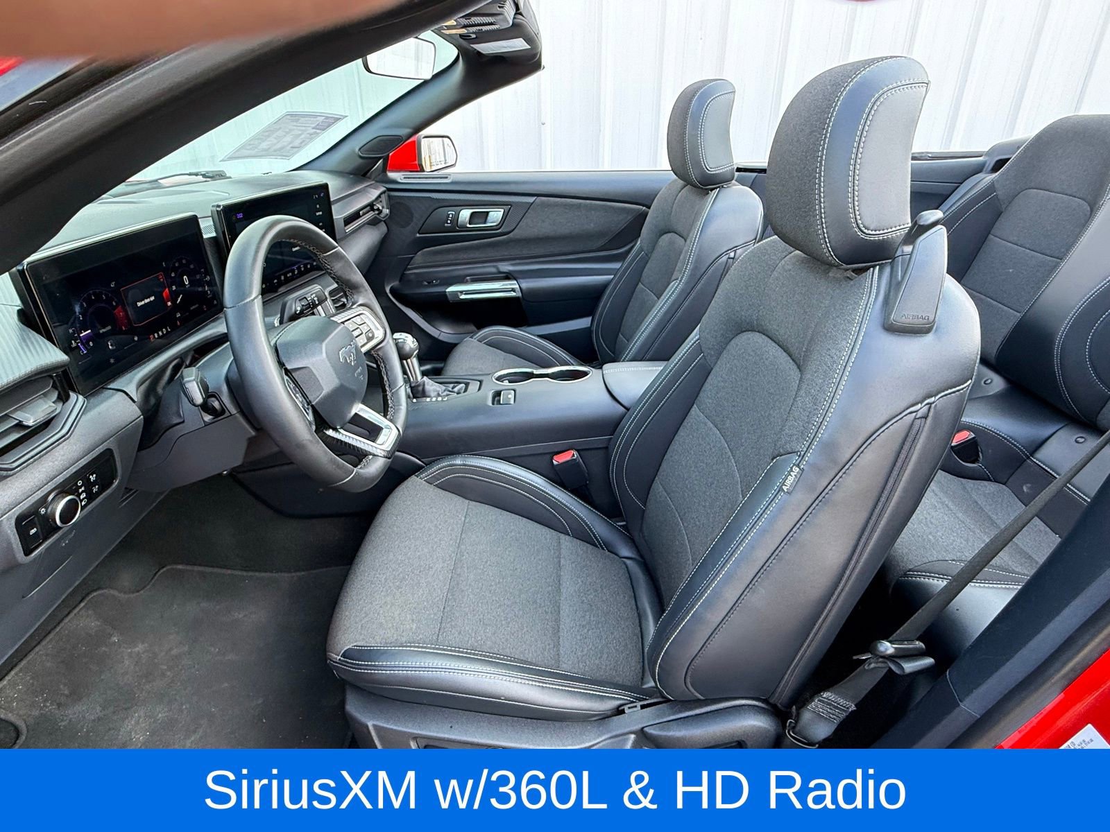 Used 2024 Ford Mustang Convertible image 17