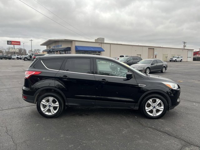 Used 2016 Ford Escape SE w/ SE Cold Weather Package image 8