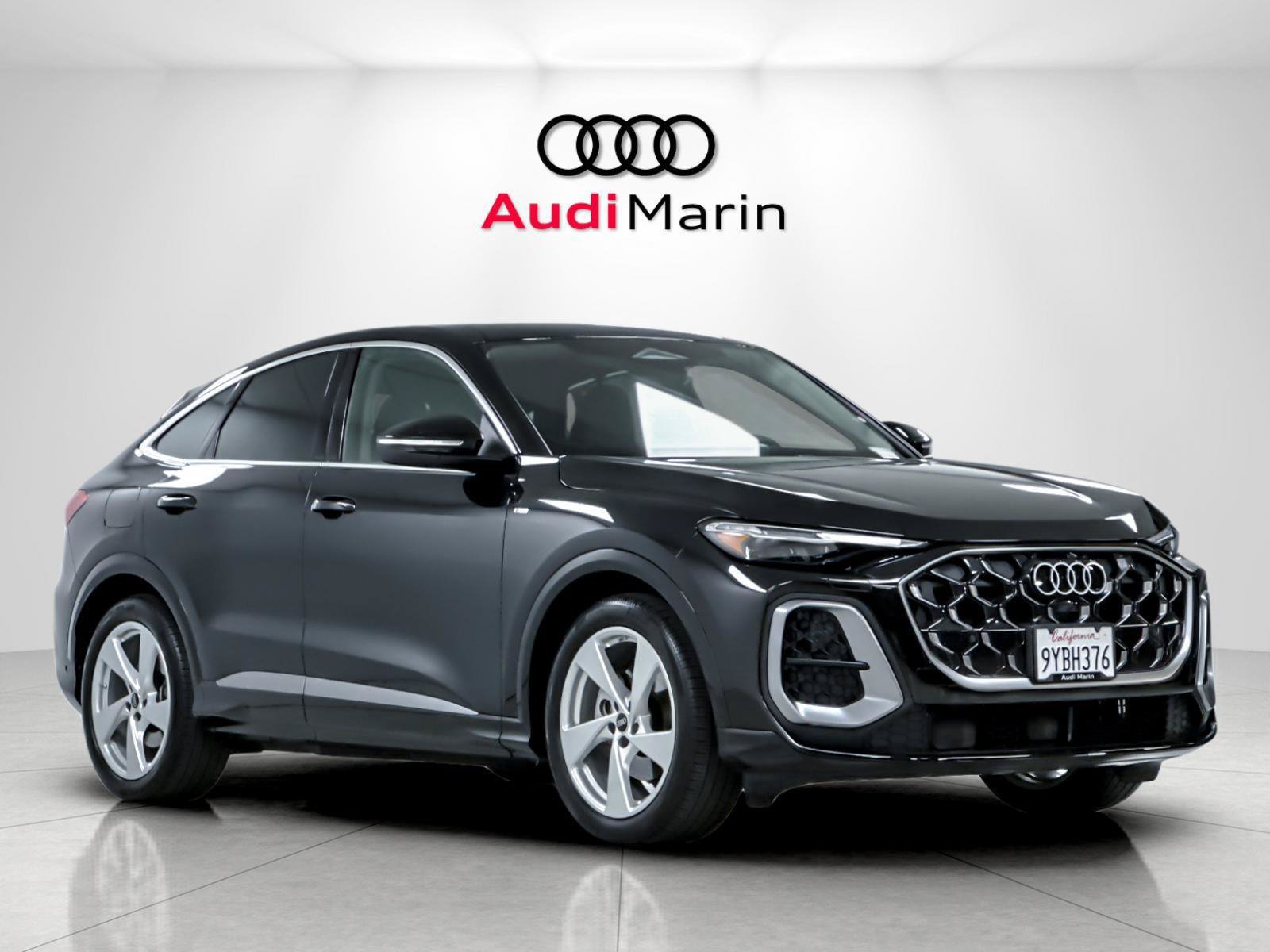 Certified 2025 Audi Q5 Prestige w/ 20" Wheel Package AWD/4WD image 7