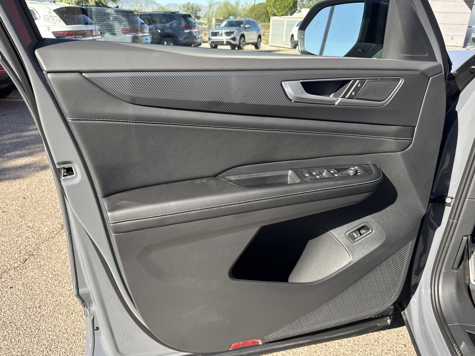 New 2026 Volkswagen Atlas Cross Sport SEL R-Line image 12