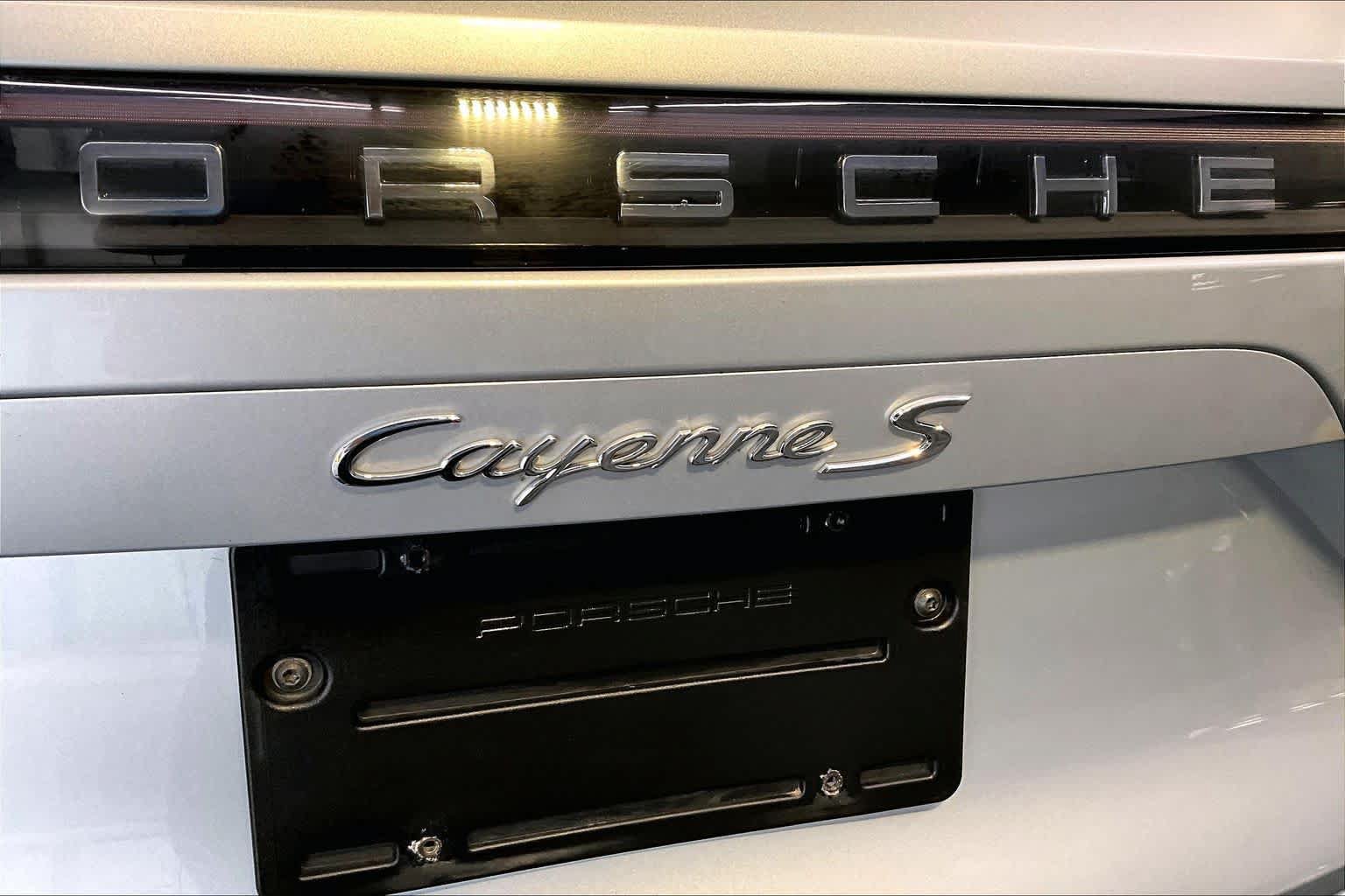Used 2019 Porsche Cayenne S AWD/4WD image 10