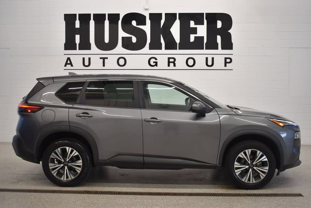 Used 2023 Nissan Rogue SV AWD/4WD image 2