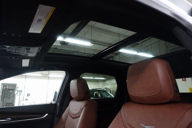 New 2025 Cadillac XT5 Premium Luxury image 18