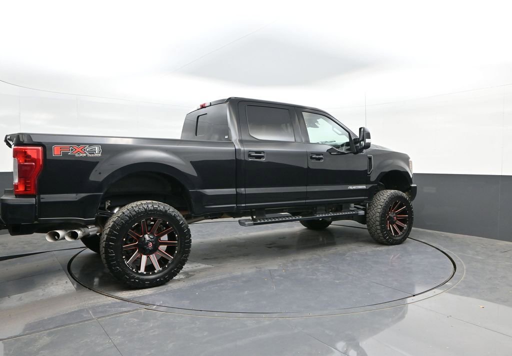 Used 2019 Ford F250 Lariat w/ Lariat Ultimate Package AWD/4WD image 15