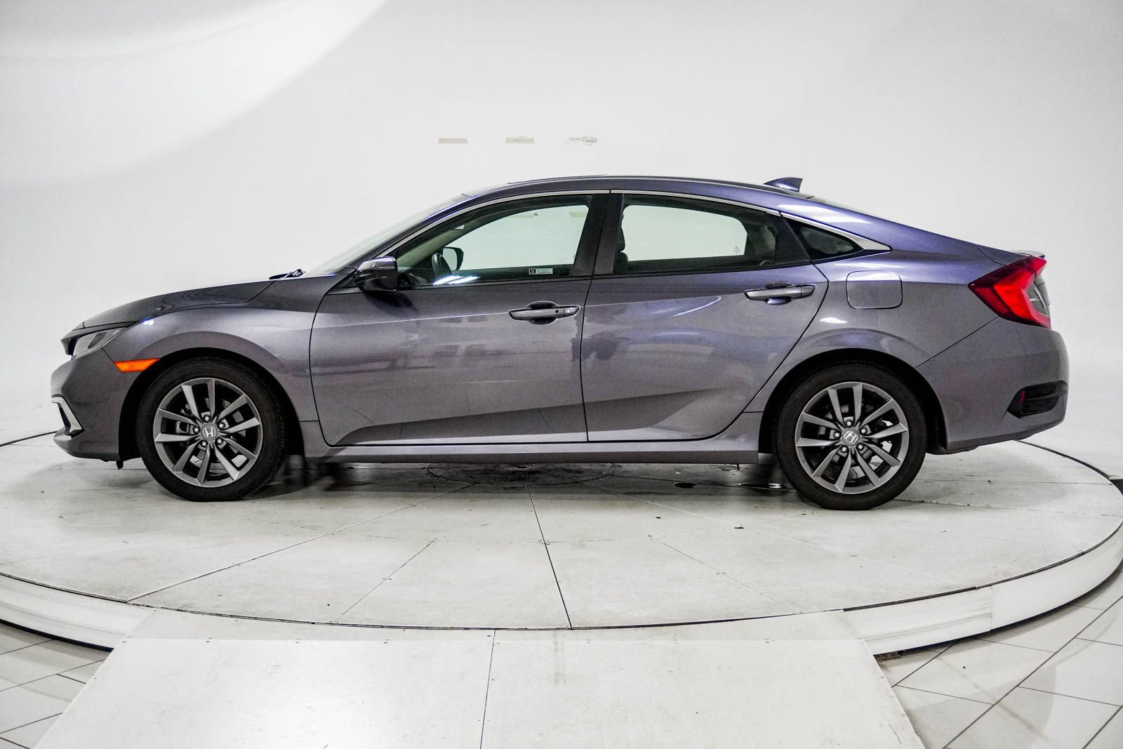 Used 2020 Honda Civic EX-L image 5