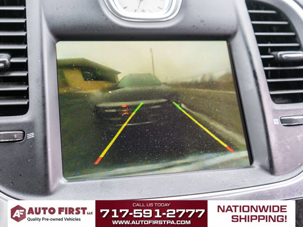 Used 2020 Chrysler 300 Limited AWD/4WD image 24