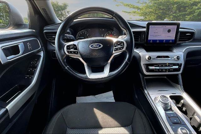 Certified 2023 Ford Explorer XLT AWD/4WD image 5