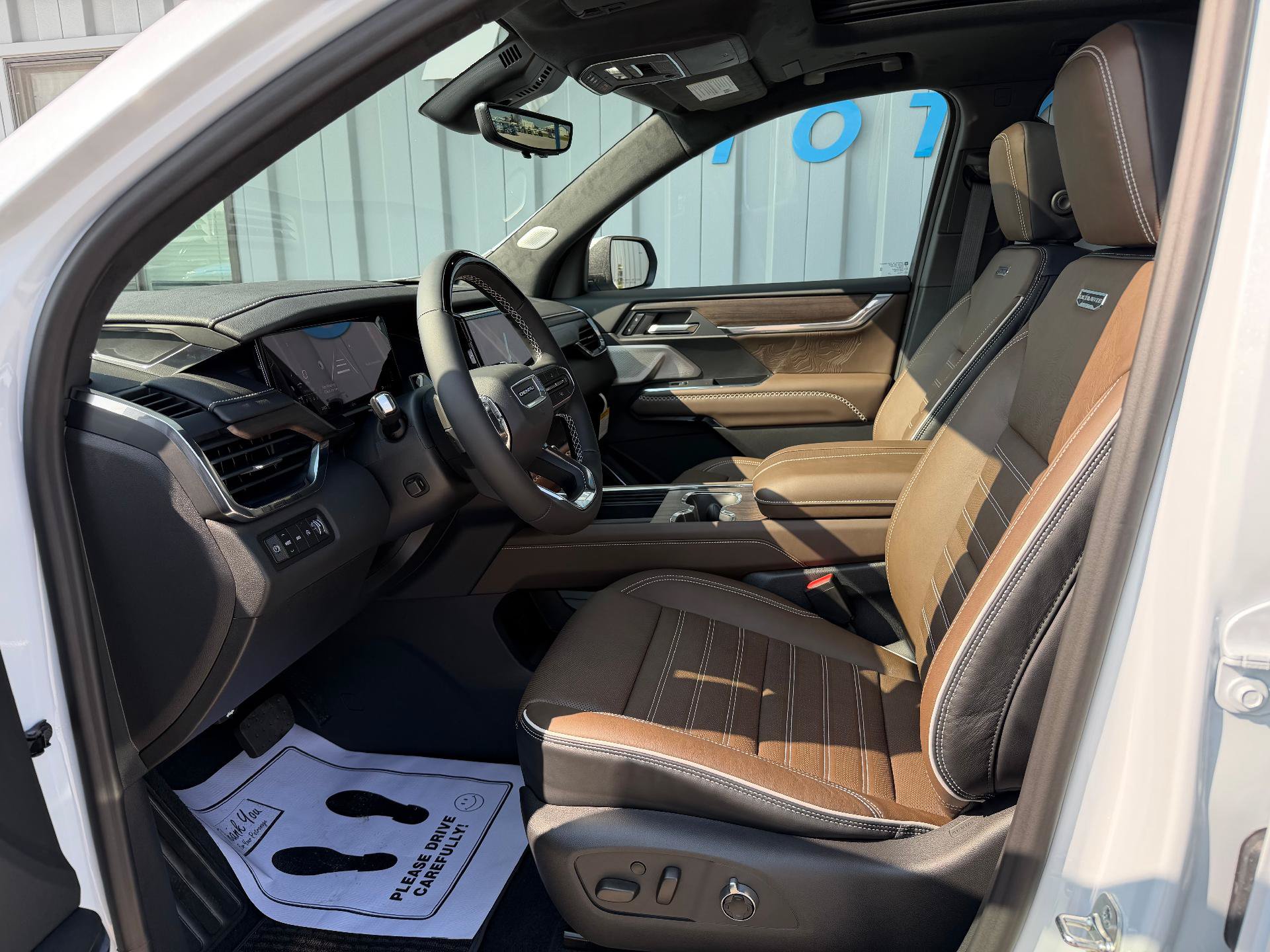New 2027 GMC Acadia Denali Ultimate AWD/4WD image 11