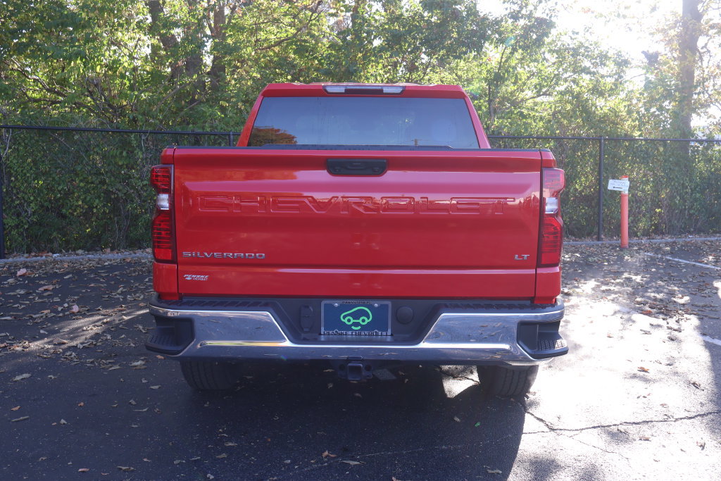 Certified 2024 Chevrolet Silverado 1500 LT AWD/4WD image 8