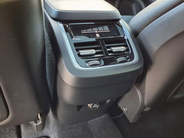 Used 2019 Volvo XC90 T5 R-Design w/ Advanced Package image 74