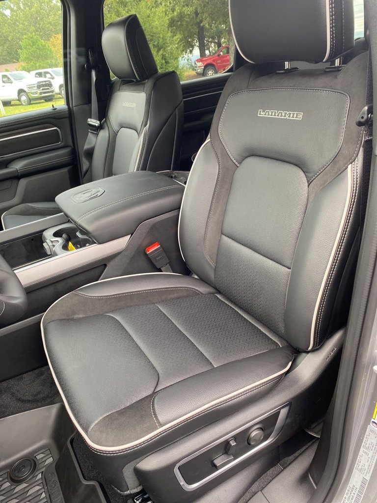 New 2026 RAM 1500 Laramie w/ Sport Appearance Package image 21