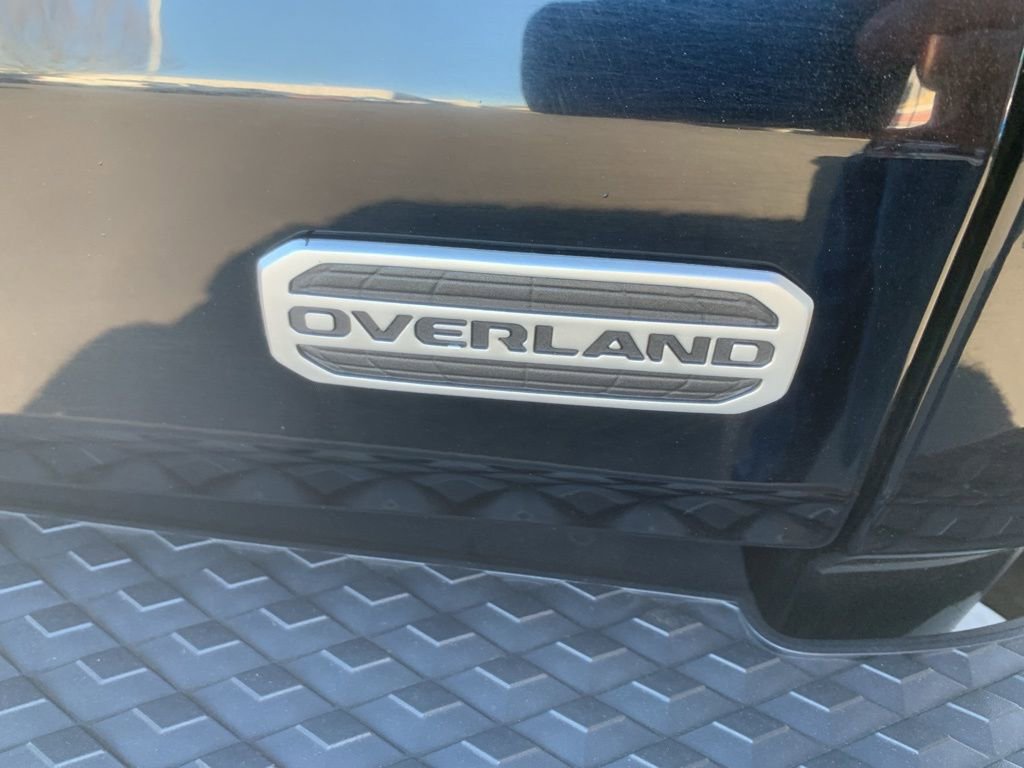 Used 2020 Jeep Gladiator Overland image 8