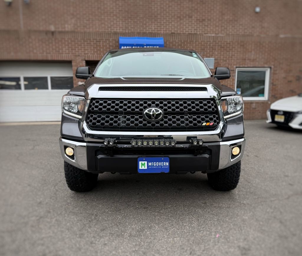 Used 2020 Toyota Tundra SR5 RWD image 2