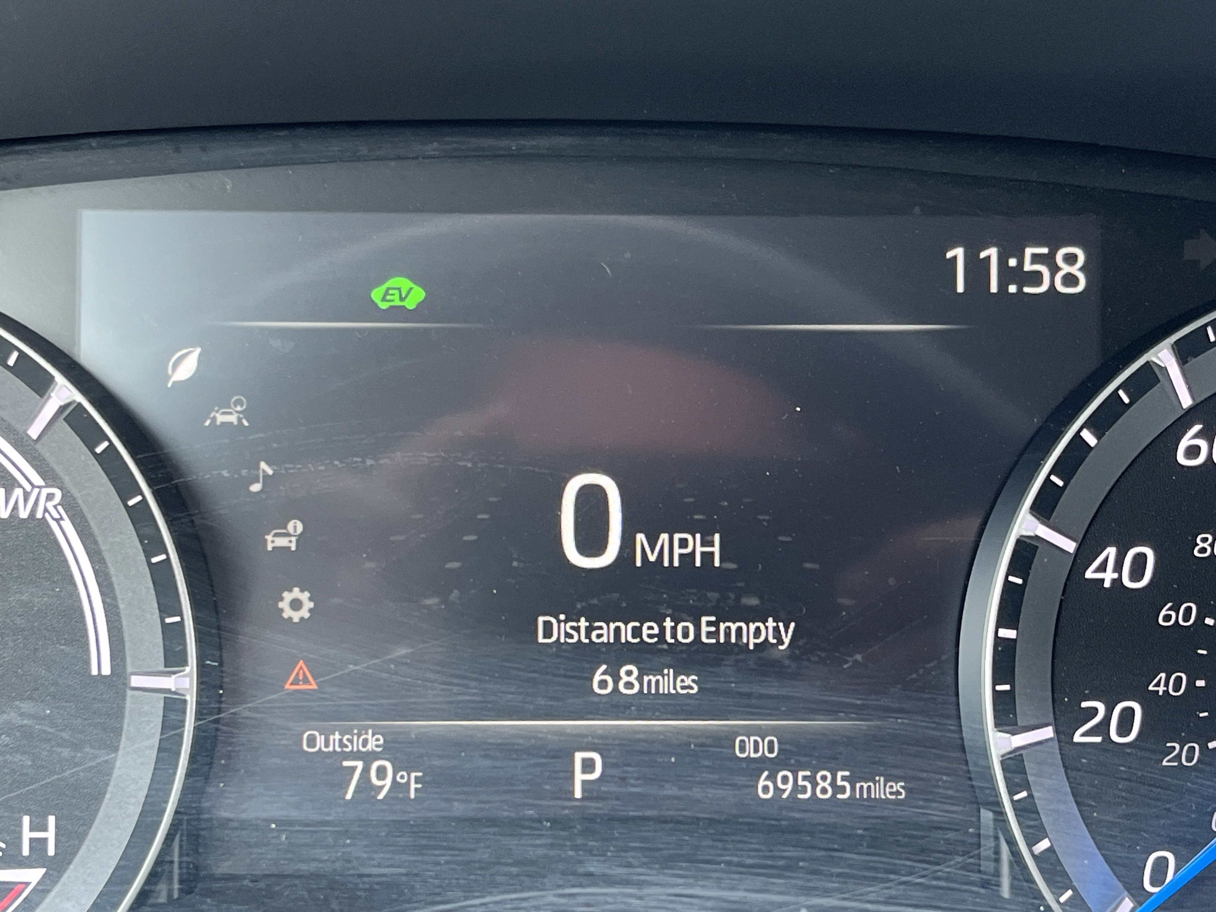 Used 2021 Toyota Highlander XLE image 12