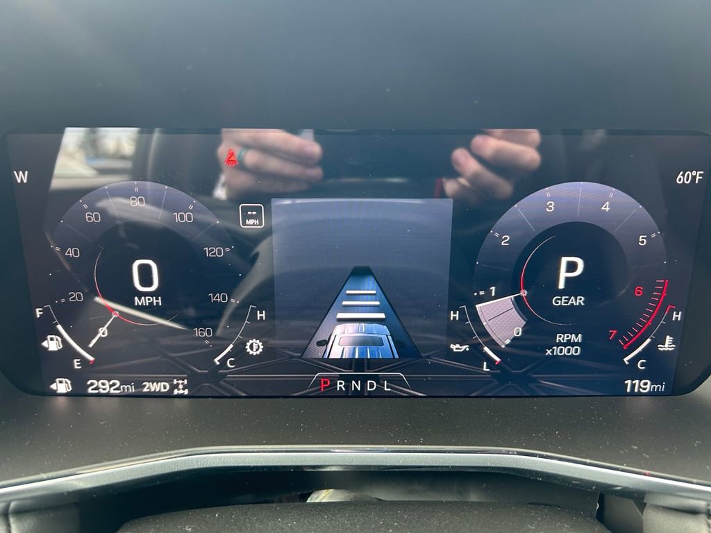 Used 2025 GMC Canyon Elevation w/ Convenience Package image 16