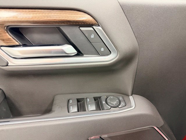 Certified 2025 Chevrolet Silverado 1500 RST AWD/4WD image 20