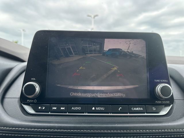 Used 2021 Nissan Rogue S image 22