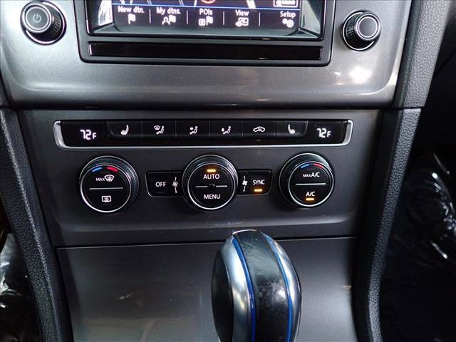 Used 2015 Volkswagen e-Golf Limited Edition image 19