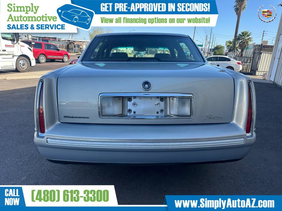 Used 1997 Cadillac De Ville Sedan FWD image 12