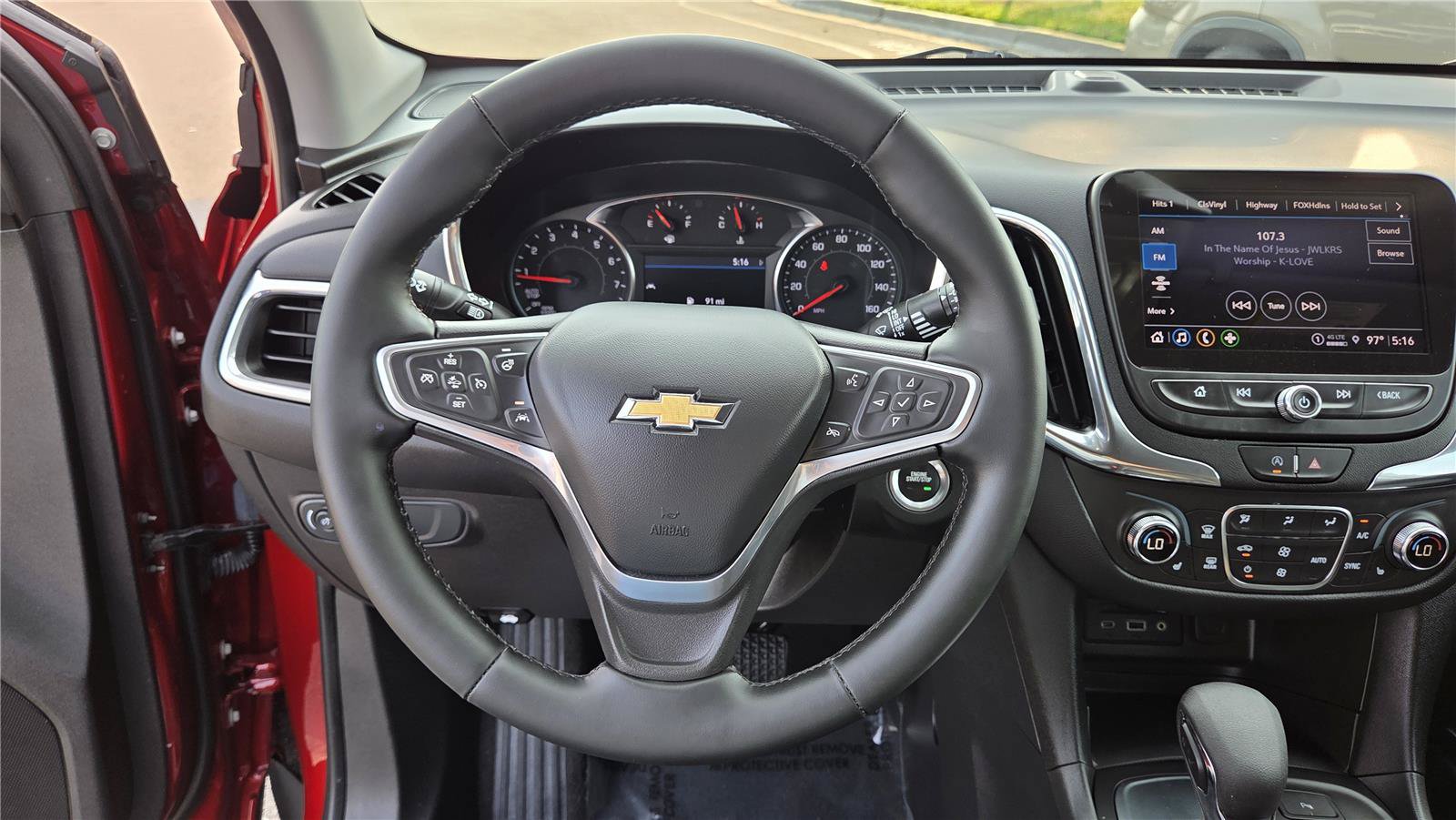 Used 2023 Chevrolet Equinox LT FWD image 19