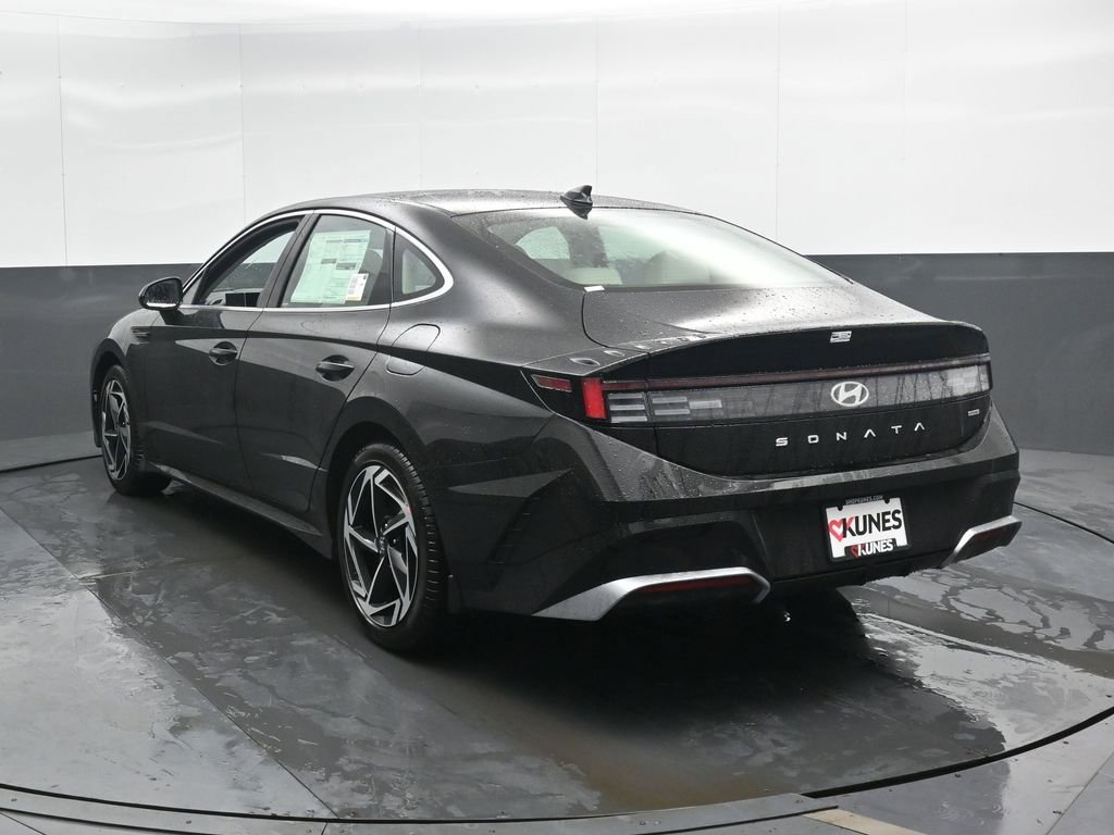 New 2026 Hyundai Sonata SEL AWD/4WD image 10