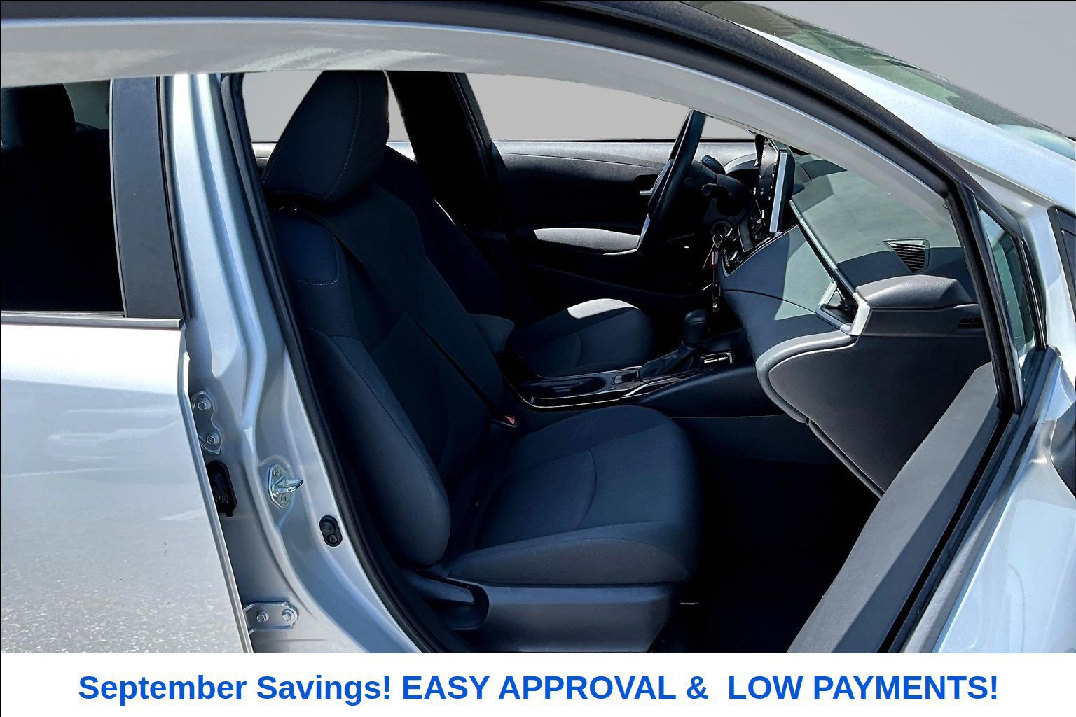 Used 2021 Toyota Corolla LE FWD image 25