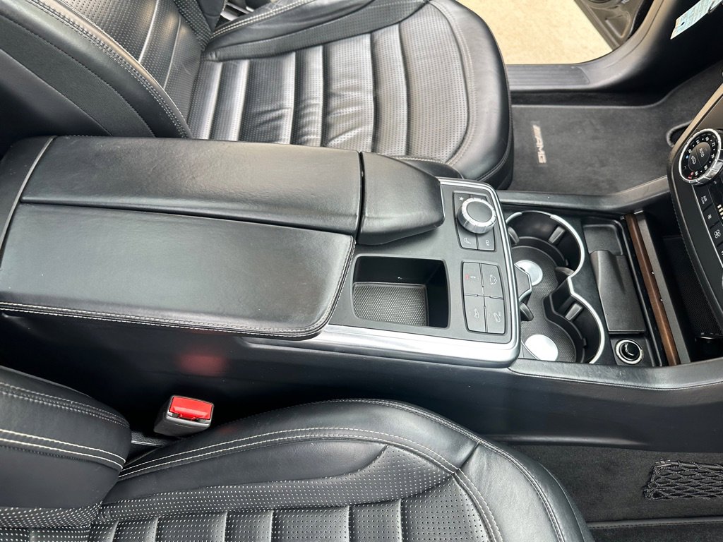 Used 2013 Mercedes-Benz ML 63 AMG 4MATIC image 23