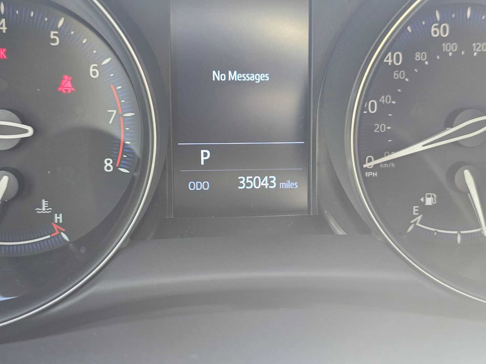 Used 2019 Toyota C-HR XLE FWD image 25