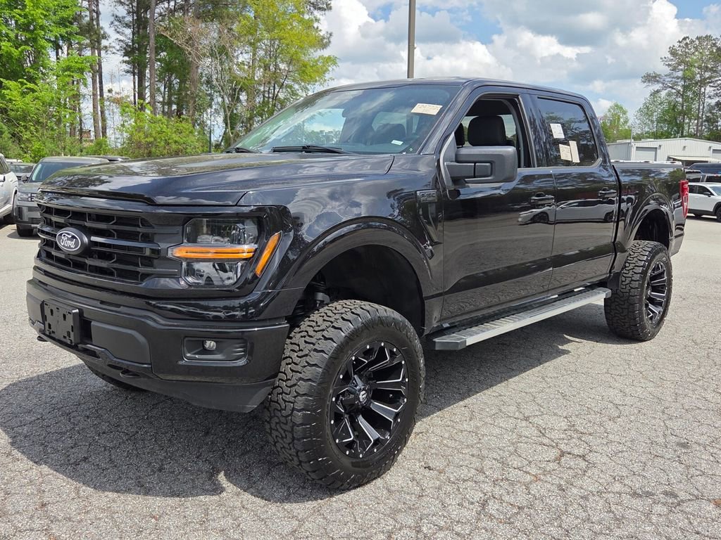 Used 2025 Ford F150 XLT w/ Equipment Group 301A Standard image 3