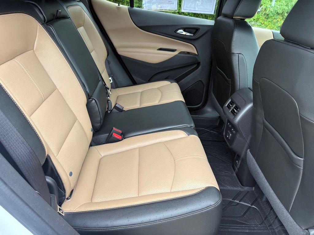 Used 2024 Chevrolet Equinox Premier FWD image 42