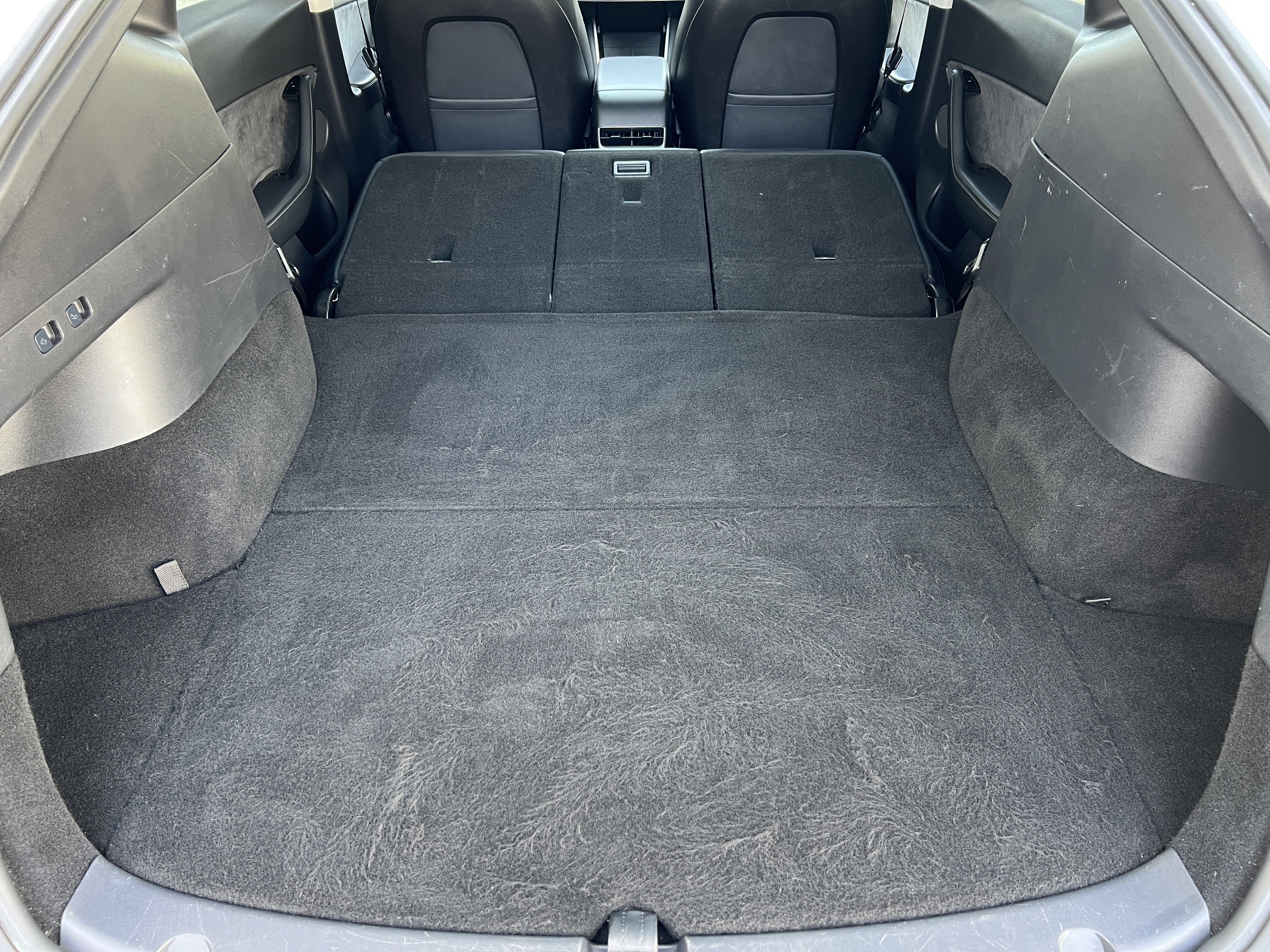 Used 2020 Tesla Model Y Long Range image 20