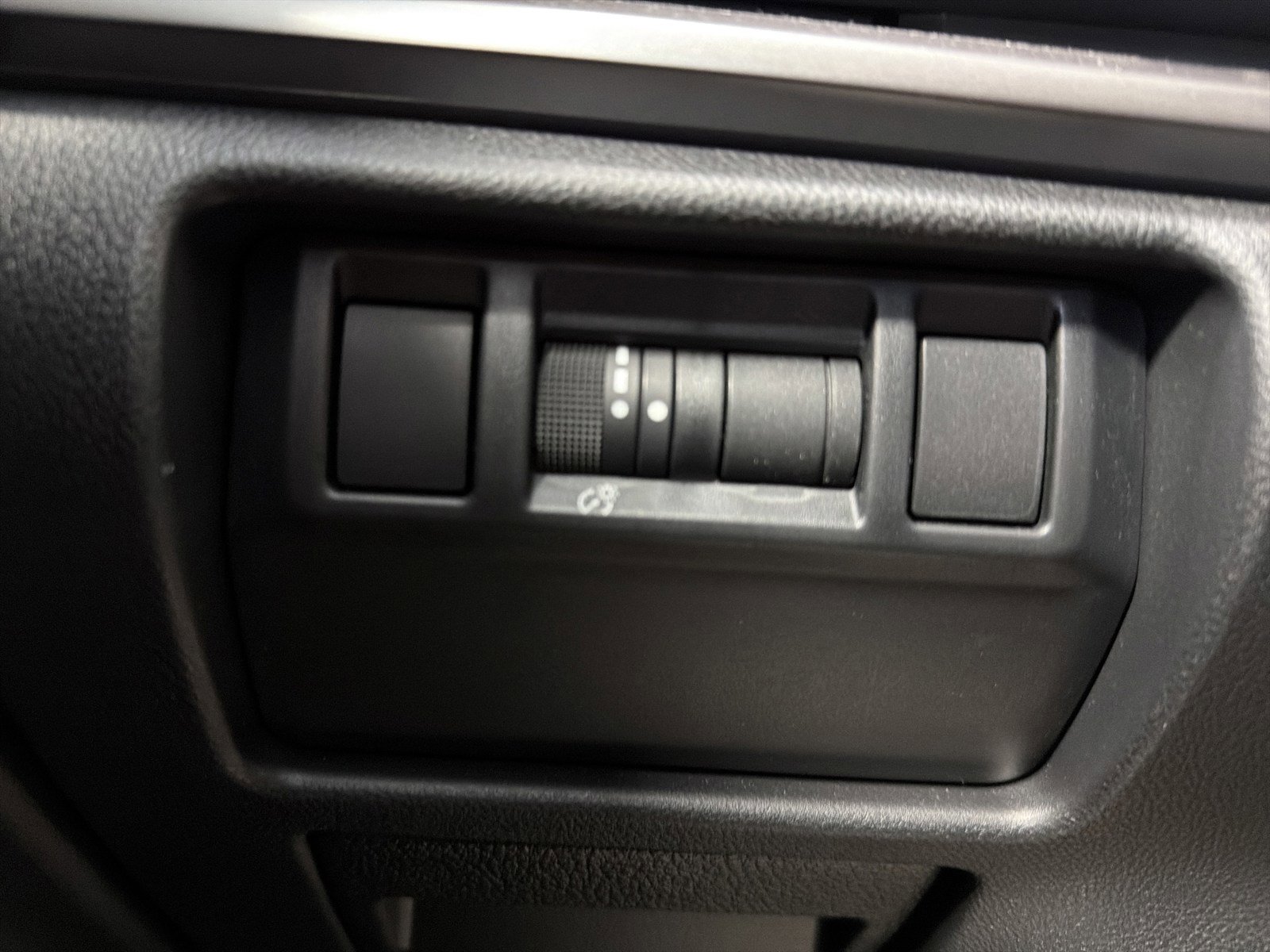 Certified 2025 Subaru Impreza 2.0i Sport image 25