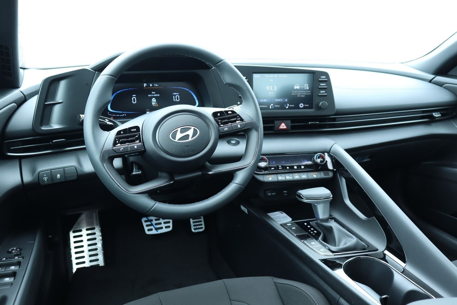 New 2026 Hyundai Elantra SEL Sport Premium FWD image 10