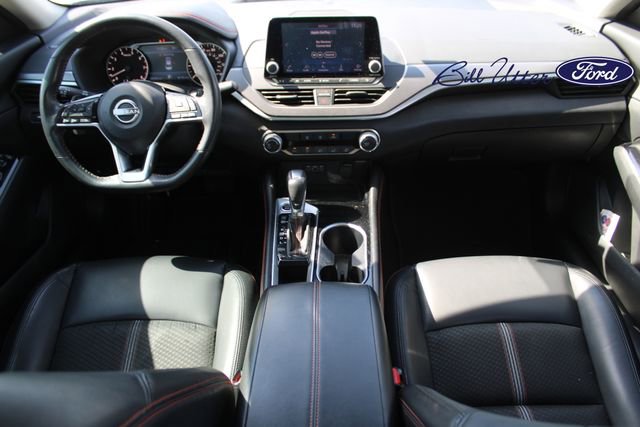 Used 2023 Nissan Altima 2.5 SR FWD image 15