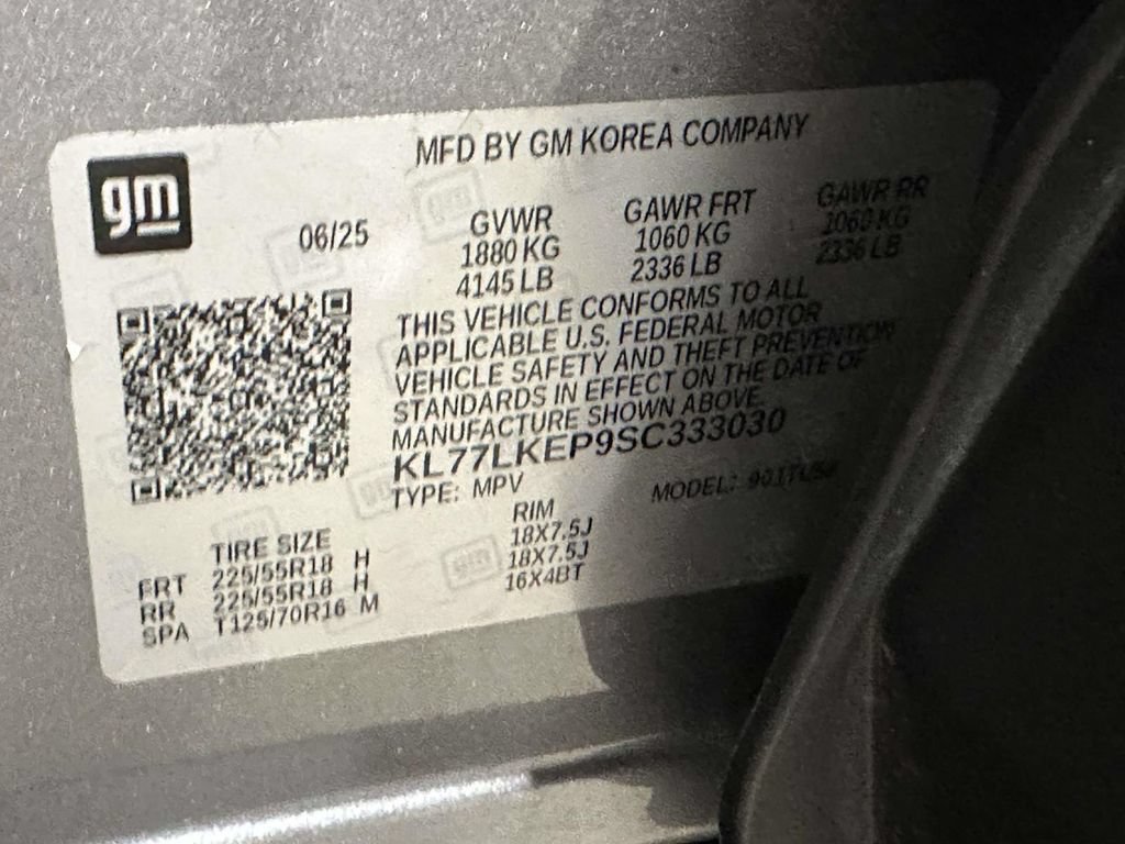 Used 2025 Chevrolet Trax ACTIV w/ Driver Confidence Package FWD image 37