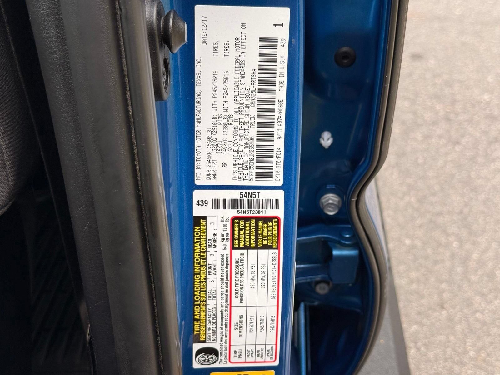 Used 2018 Toyota Tacoma SR5 RWD image 46